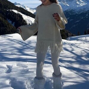 Zara 100% wool fringed sweater small